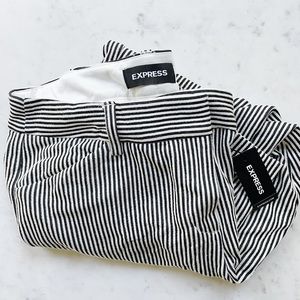 NWT Express Dress Pants (B&W Stripe)